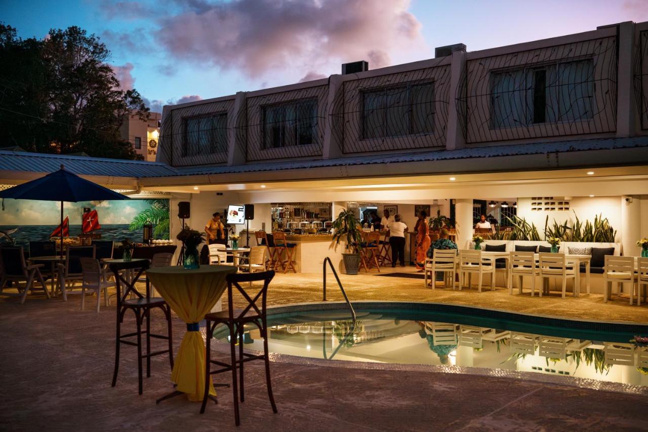 Pirate'S Inn Bridgetown Exteriör bild